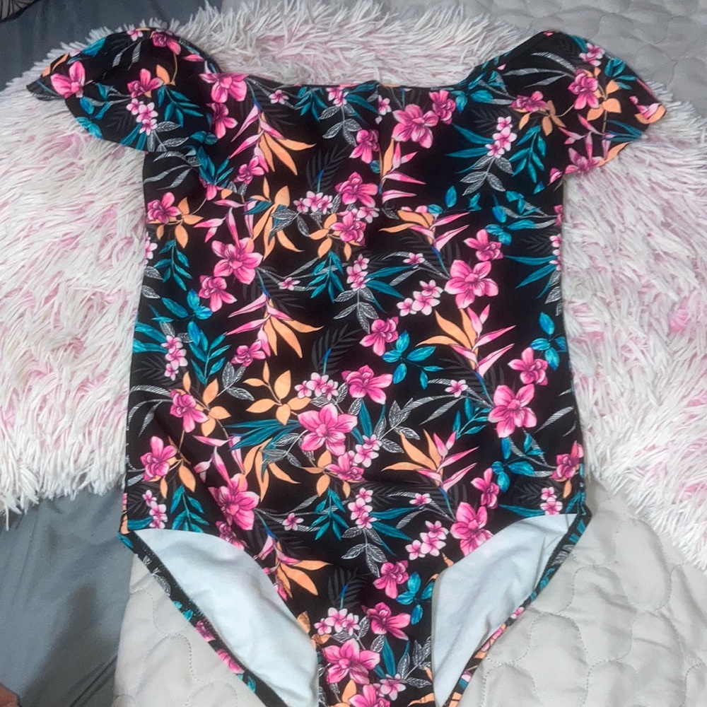 One piece swimsuit for girls